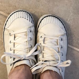 Keen Elsa white sneaker sz 9.5